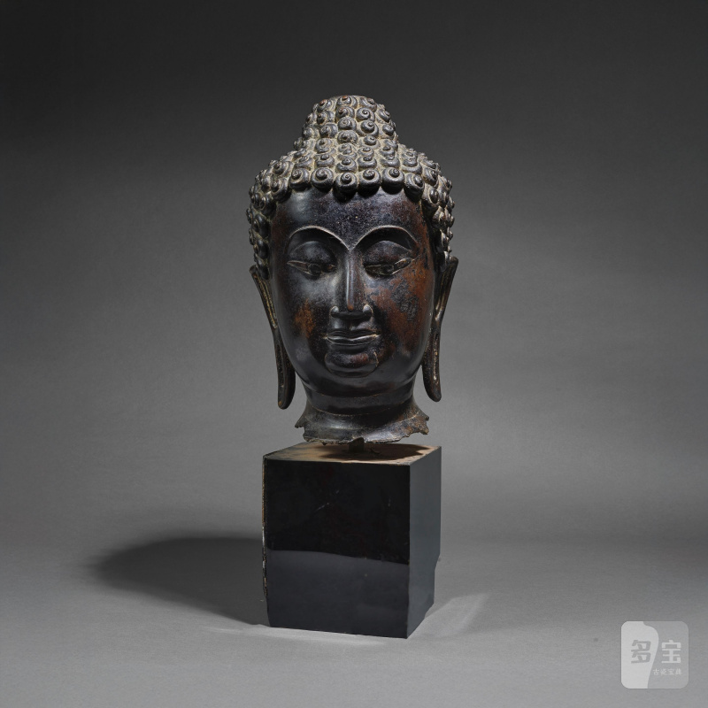 泰國北部 蘭納王朝 十五/十六世紀 銅佛首 | GRANDE TÊTE DE BOUDDHA EN BRONZE - 图5